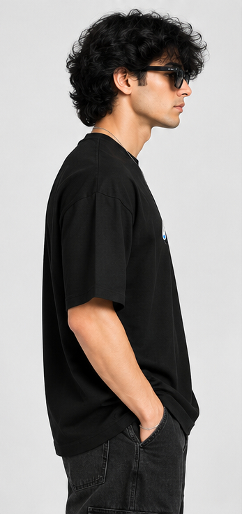 minimal graphic desigb oversized tshirt